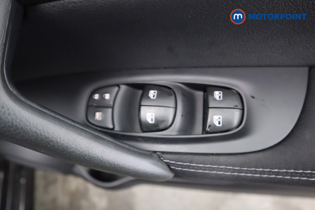 Used Nissan Qashqai 2018 for sale - 76375780: Photo 21
