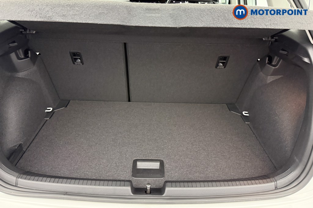 Used Volkswagen Polo 2024 for sale - 76352770: Photo 28