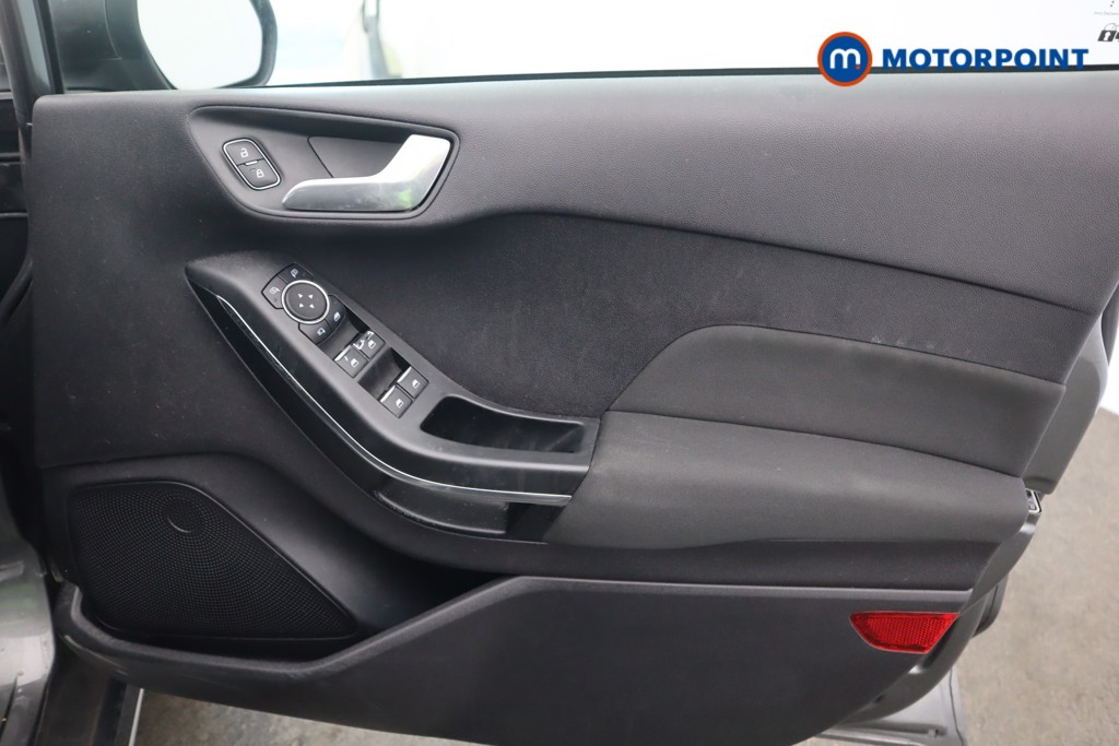 Used Ford Fiesta 2020 for sale - 76782674: Photo 31
