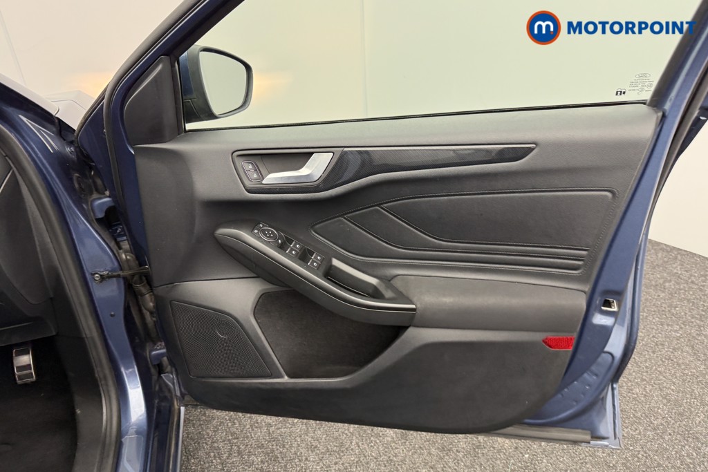 Used Ford Focus 2019 for sale - 76576137: Photo 19