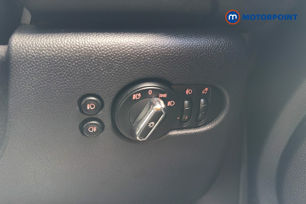 Used MINI Hatch 2019 for sale - 77989230: Photo 23