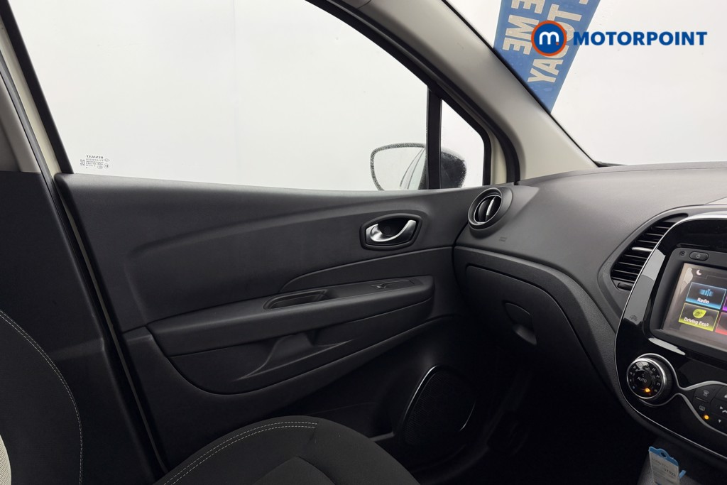 Used Renault Captur 2018 for sale - 77367868: Photo 25