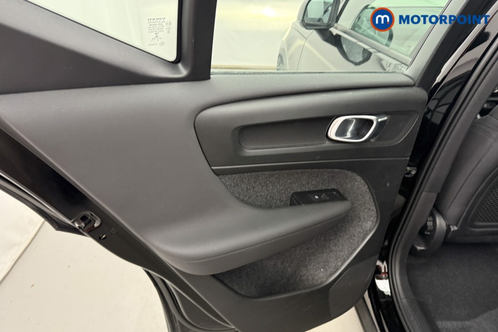 Used Volvo XC40 2021 for sale - 77196128: Photo 15