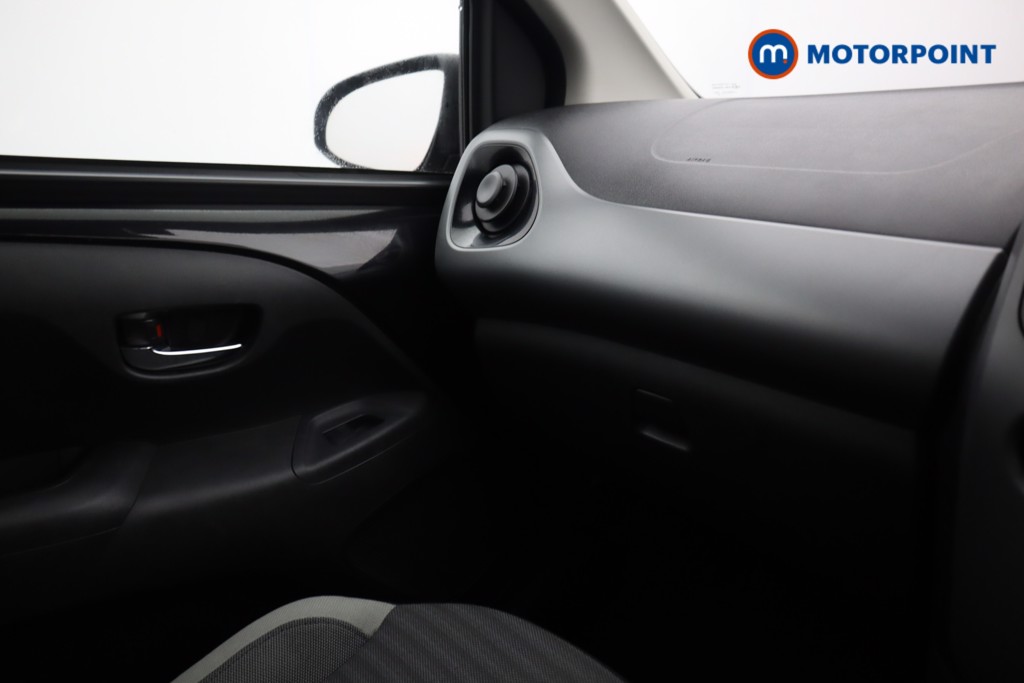 Used Toyota AYGO 2019 for sale - 77248957: Photo 21