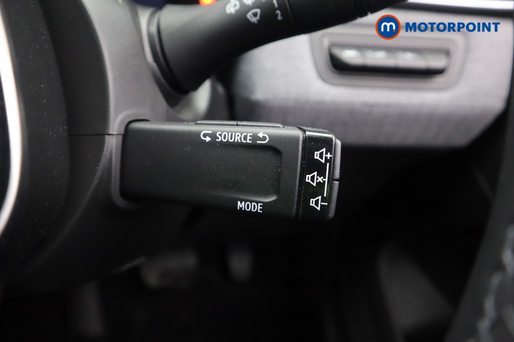 Used Renault Clio 2024 for sale - 77128335: Photo 16