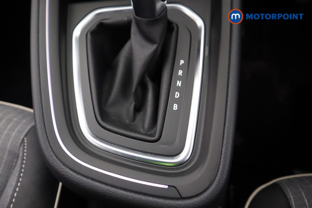 Used Renault Clio 2024 for sale - 77128335: Photo 27