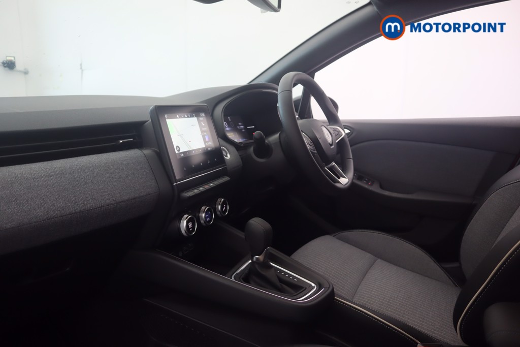 Used Renault Clio 2024 for sale - 77128335: Photo 46