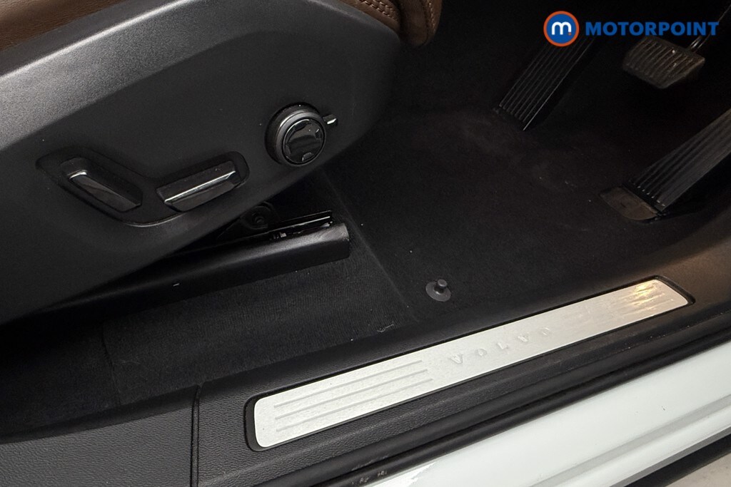 Used Volvo XC60 2019 for sale - 77421043: Photo 26