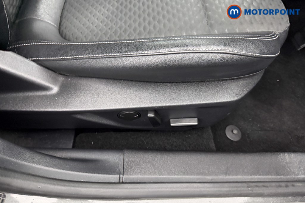 Used Ford Focus 2018 for sale - 76577683: Photo 17