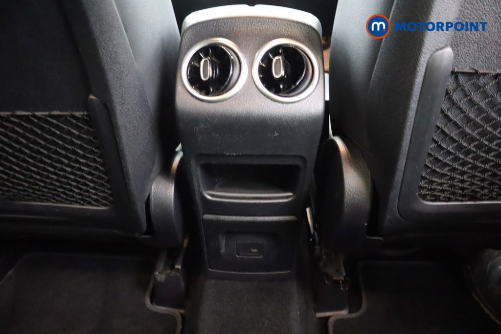 Used Mercedes-Benz GLB 2021 for sale - 76739074: Photo 30