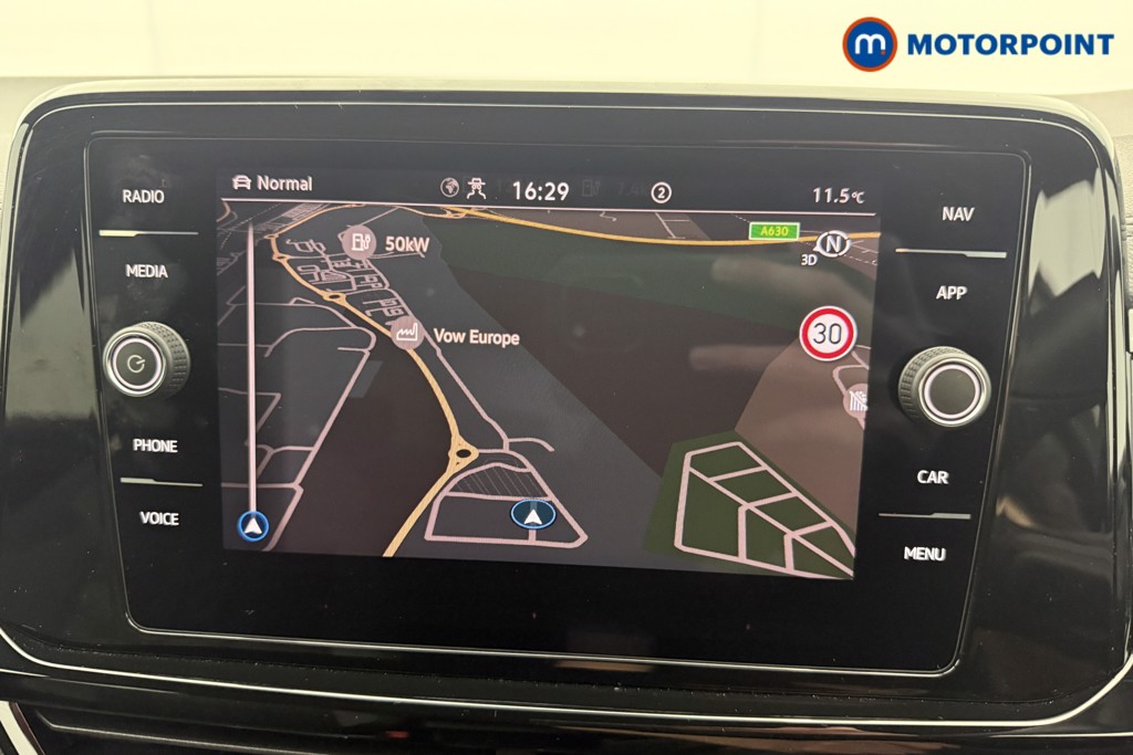 Used Volkswagen T-Roc 2025 for sale - 77180167: Photo 14