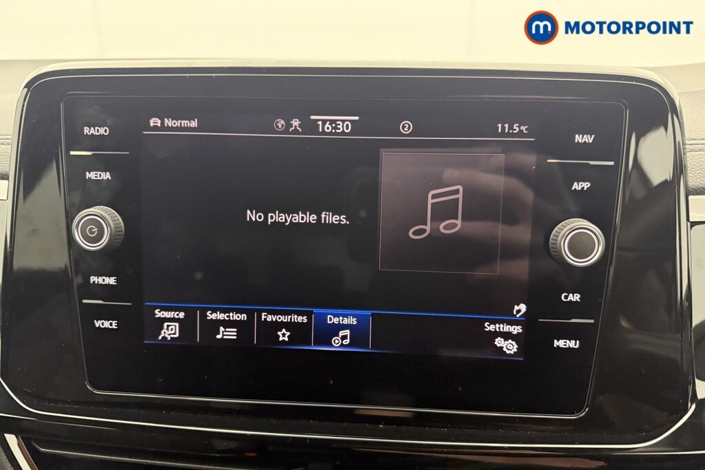 Used Volkswagen T-Roc 2025 for sale - 77180167: Photo 16