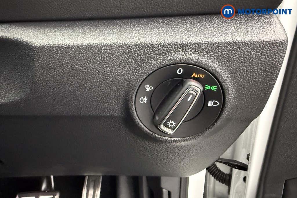 Used Volkswagen T-Roc 2025 for sale - 77180167: Photo 25