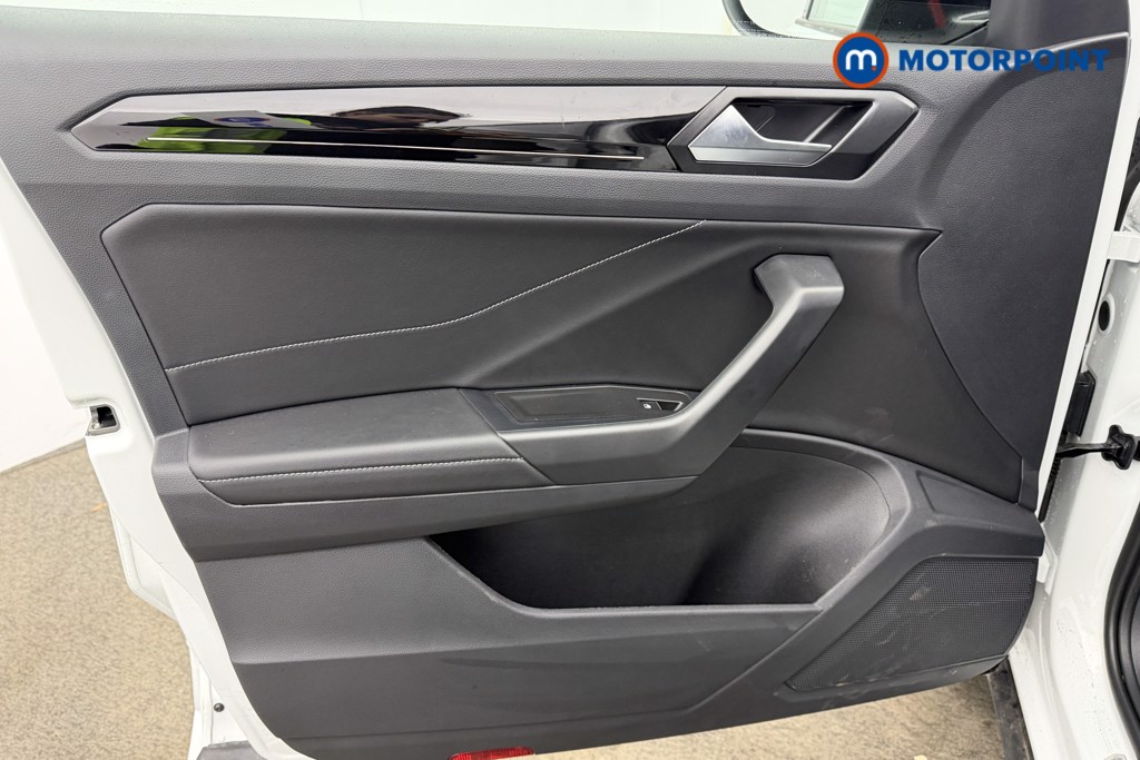 Used Volkswagen T-Roc 2025 for sale - 77275121: Photo 45