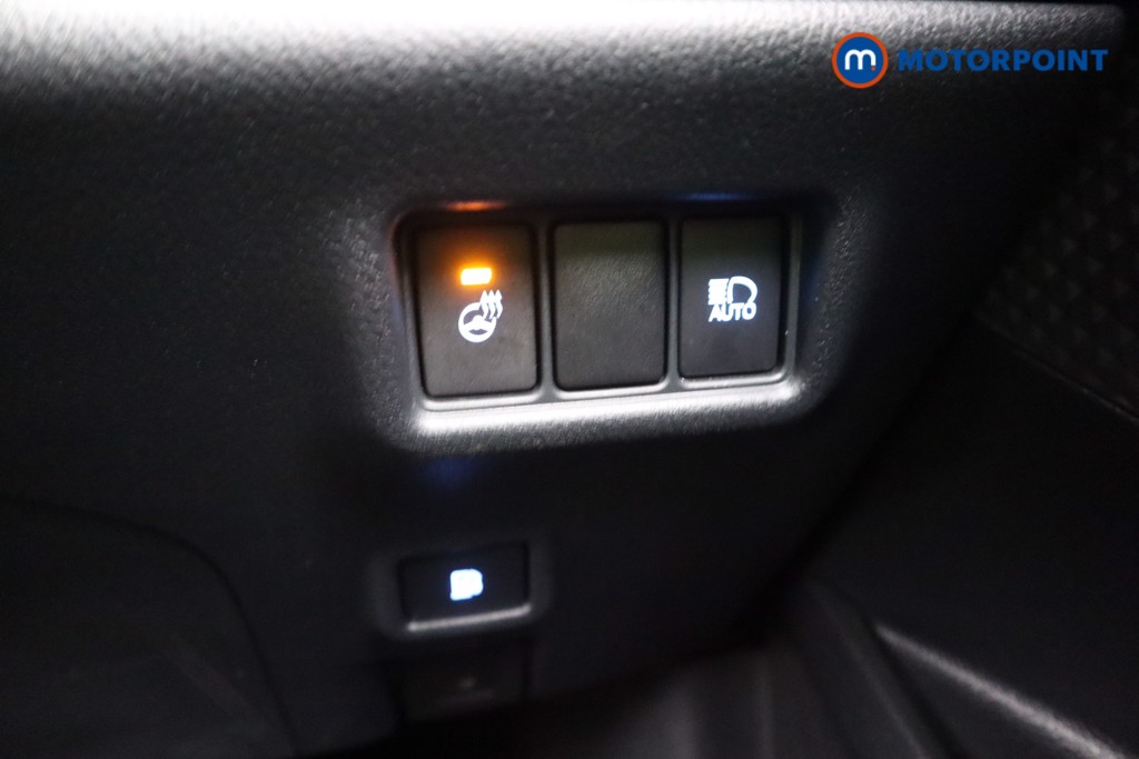 Used Toyota C-HR 2023 for sale - 77128409: Photo 17