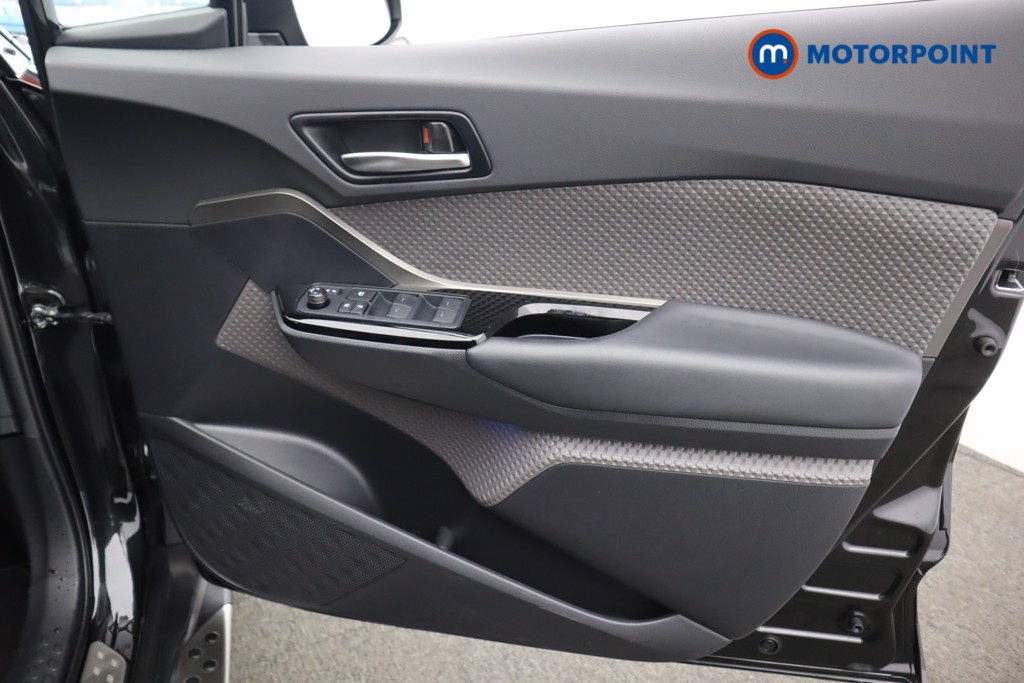 Used Toyota C-HR 2023 for sale - 77128409: Photo 32