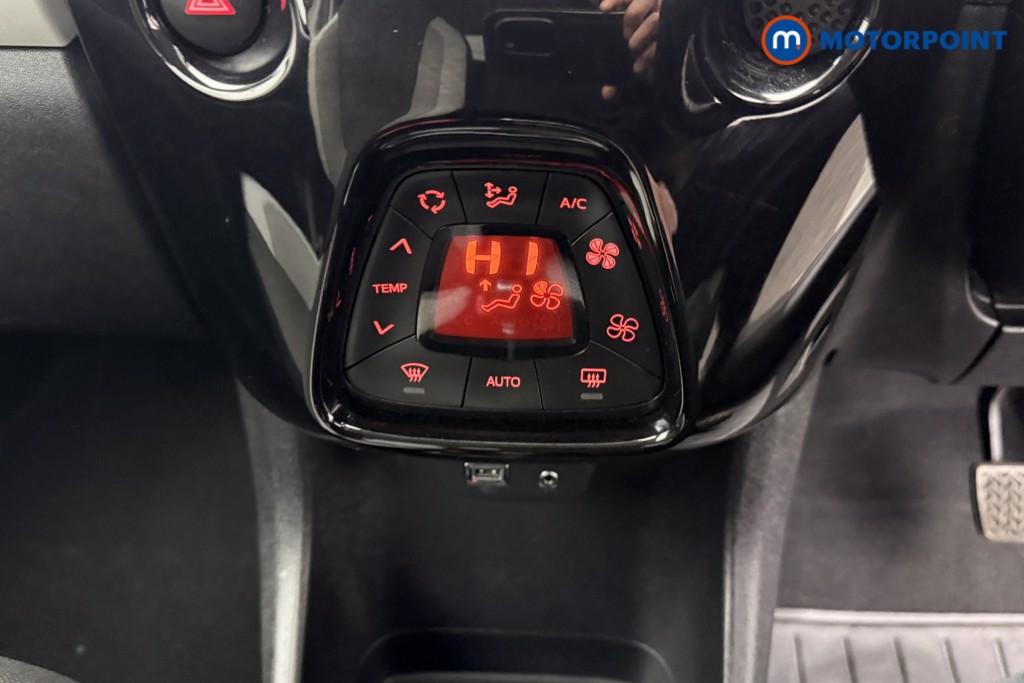 Used Toyota AYGO 2017 for sale - 77500634: Photo 15