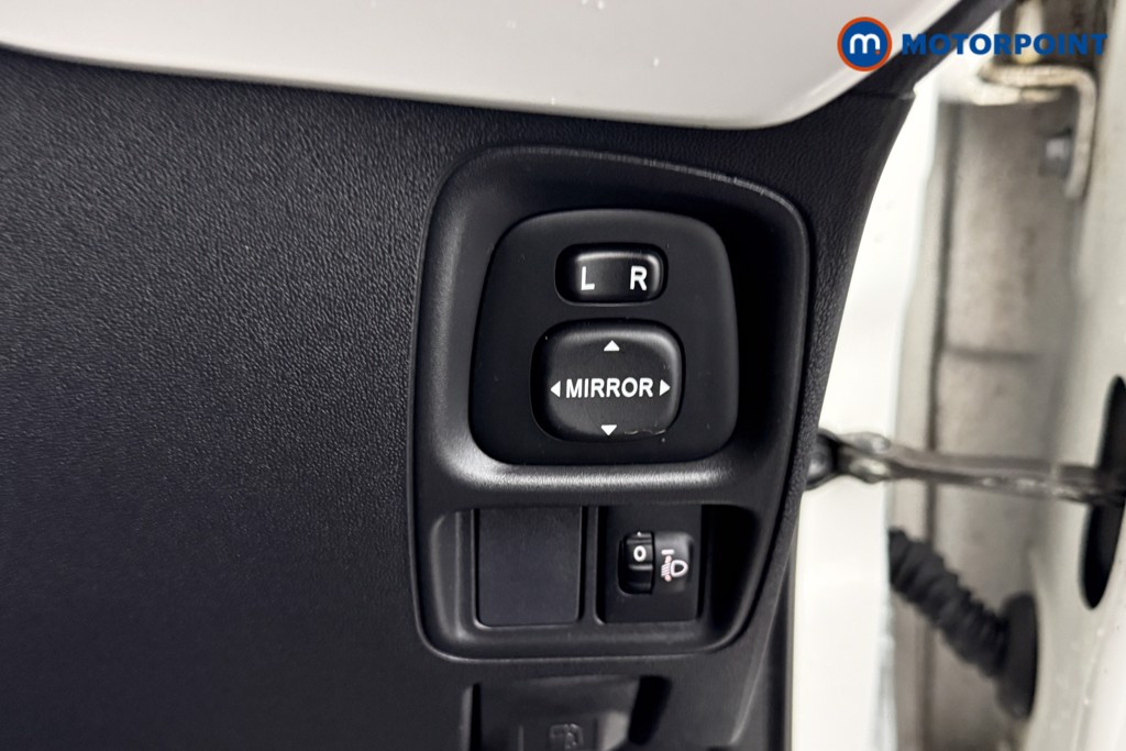 Used Toyota AYGO 2017 for sale - 77500634: Photo 19