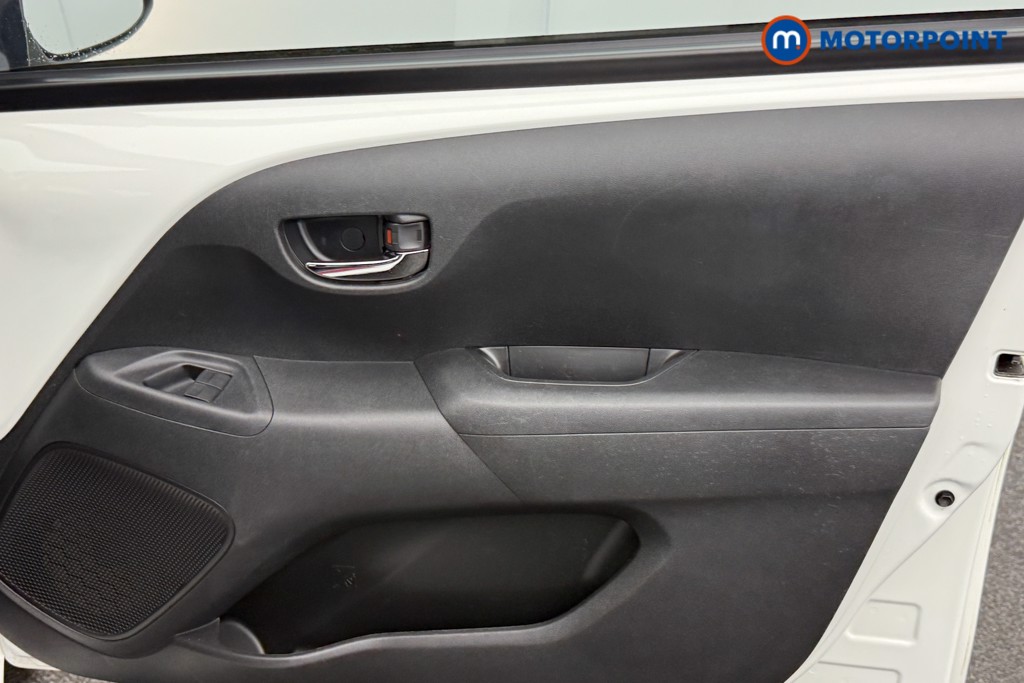 Used Toyota AYGO 2017 for sale - 77500634: Photo 21