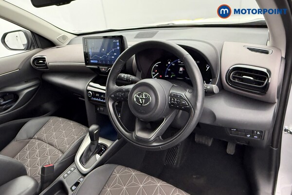 Used Toyota Yaris Cross 2023 for sale - 75515129: Photo 12