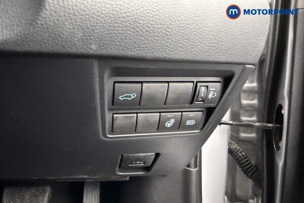 Used Toyota Yaris Cross 2023 for sale - 75515129: Photo 25