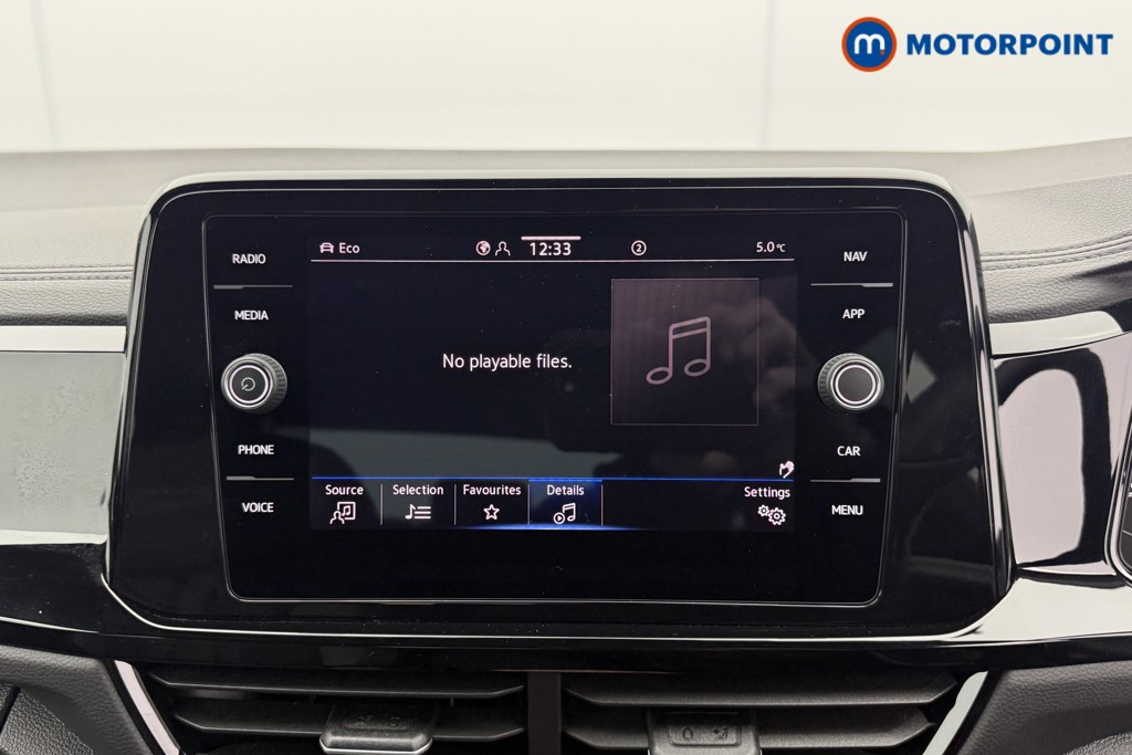 Used Volkswagen T-Roc for sale - 77297854: Photo 15