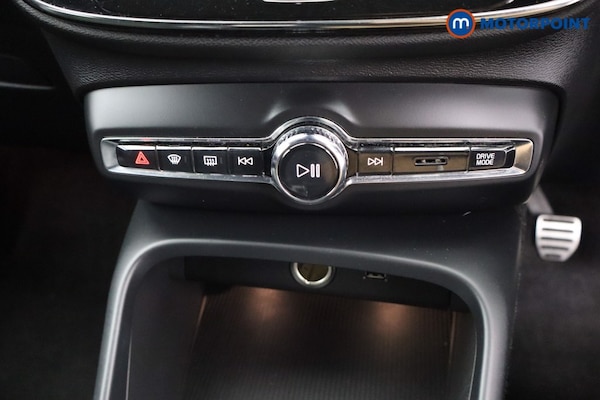 Used Volvo XC40 2021 for sale - 76209655: Photo 18