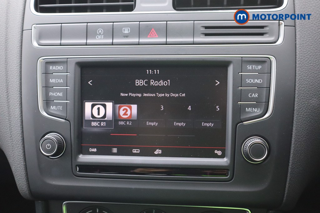 Used Volkswagen Polo 2015 for sale - 76344901: Photo 10