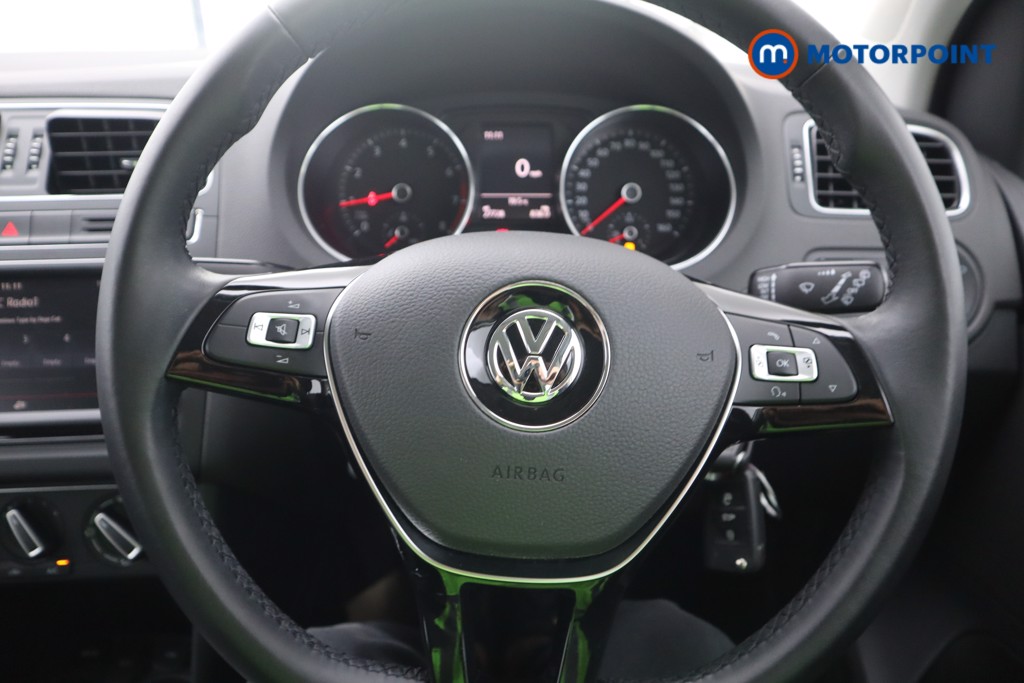 Used Volkswagen Polo 2015 for sale - 76344901: Photo 17