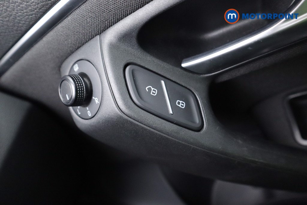 Used Volkswagen Polo 2015 for sale - 76344901: Photo 19