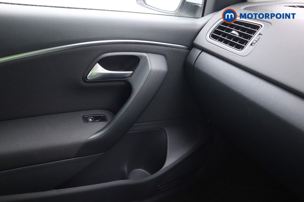 Used Volkswagen Polo 2015 for sale - 76344901: Photo 22