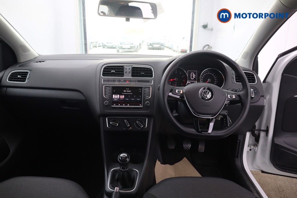 Used Volkswagen Polo 2015 for sale - 76344901: Photo 26