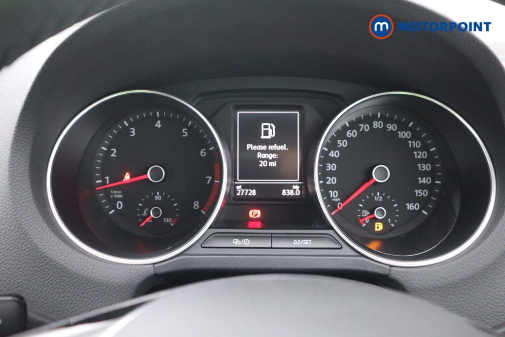 Used Volkswagen Polo 2015 for sale - 76344901: Photo 9