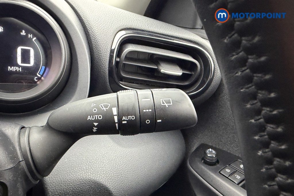 Used Toyota Yaris 2021 for sale - 77951513: Photo 14