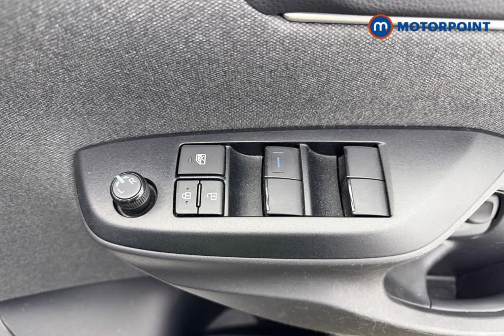 Used Toyota Yaris 2021 for sale - 77951513: Photo 26