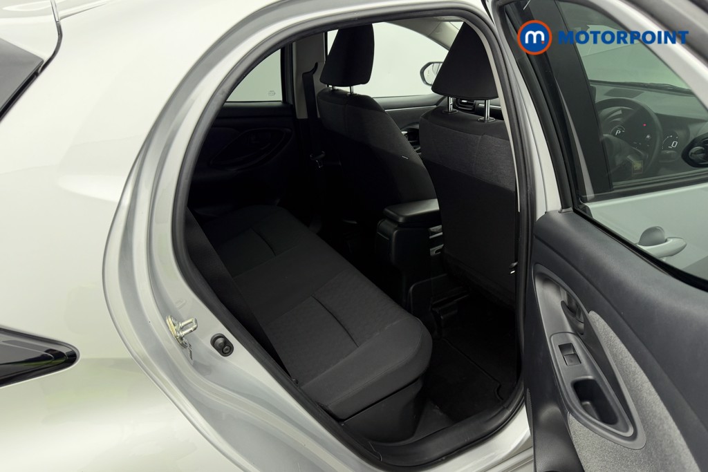 Used Toyota Yaris 2021 for sale - 77951513: Photo 31