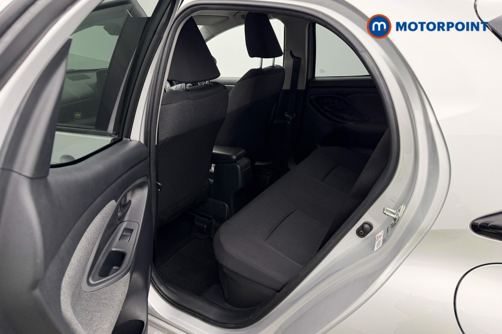 Used Toyota Yaris 2021 for sale - 77951513: Photo 35