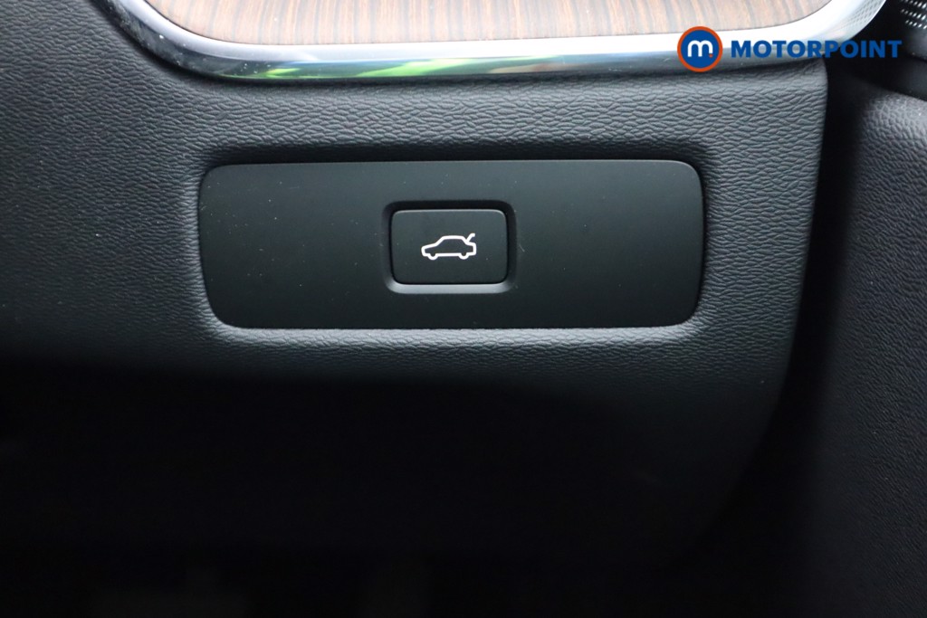 Used Volvo XC60 2023 for sale - 76405448: Photo 16