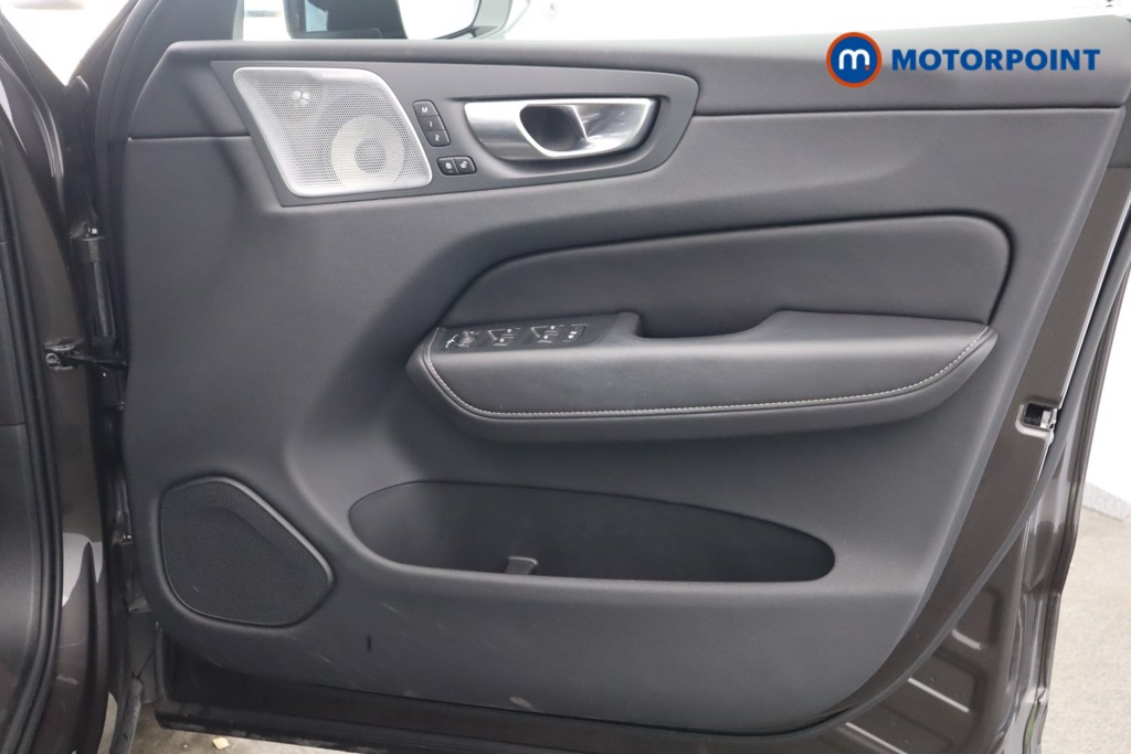 Used Volvo XC60 2023 for sale - 76405448: Photo 28