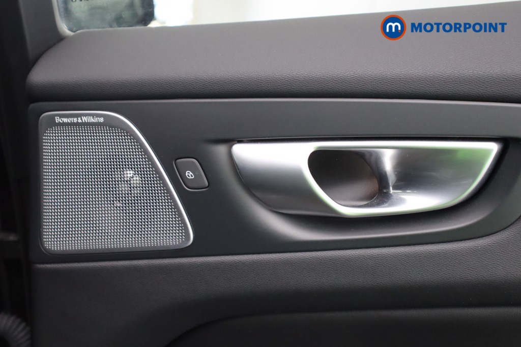 Used Volvo XC60 2023 for sale - 76405448: Photo 34