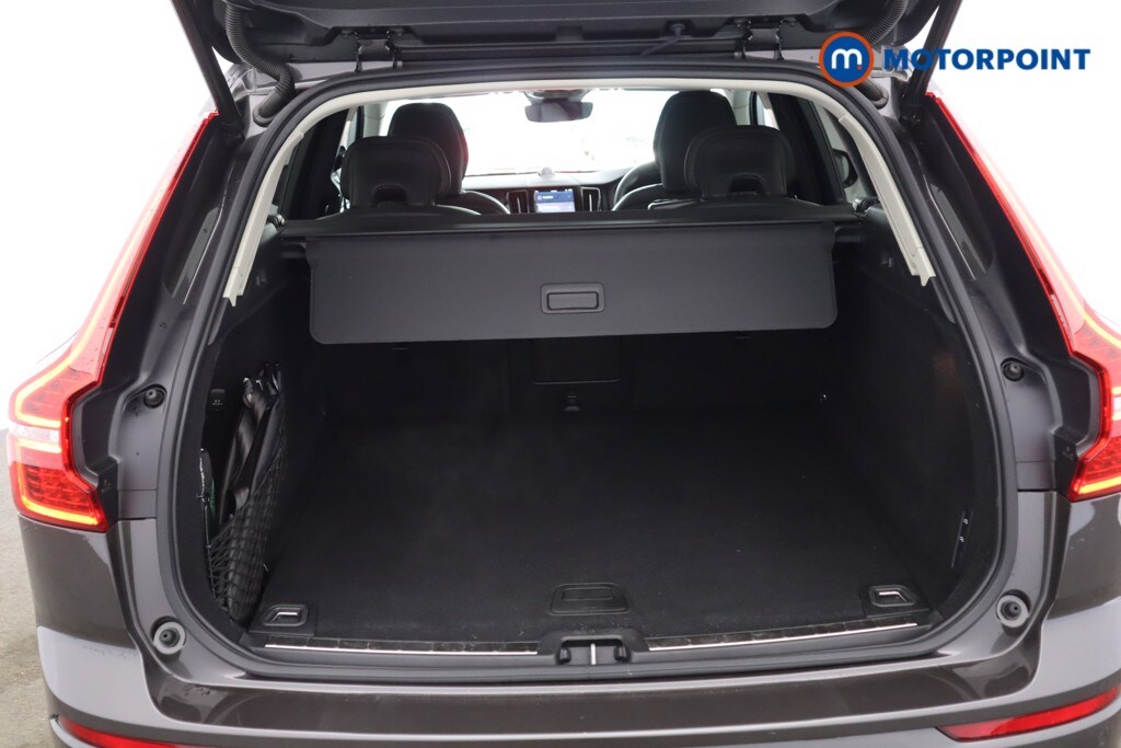 Used Volvo XC60 2023 for sale - 76405448: Photo 37