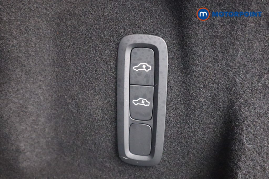 Used Volvo XC60 2023 for sale - 76405448: Photo 38