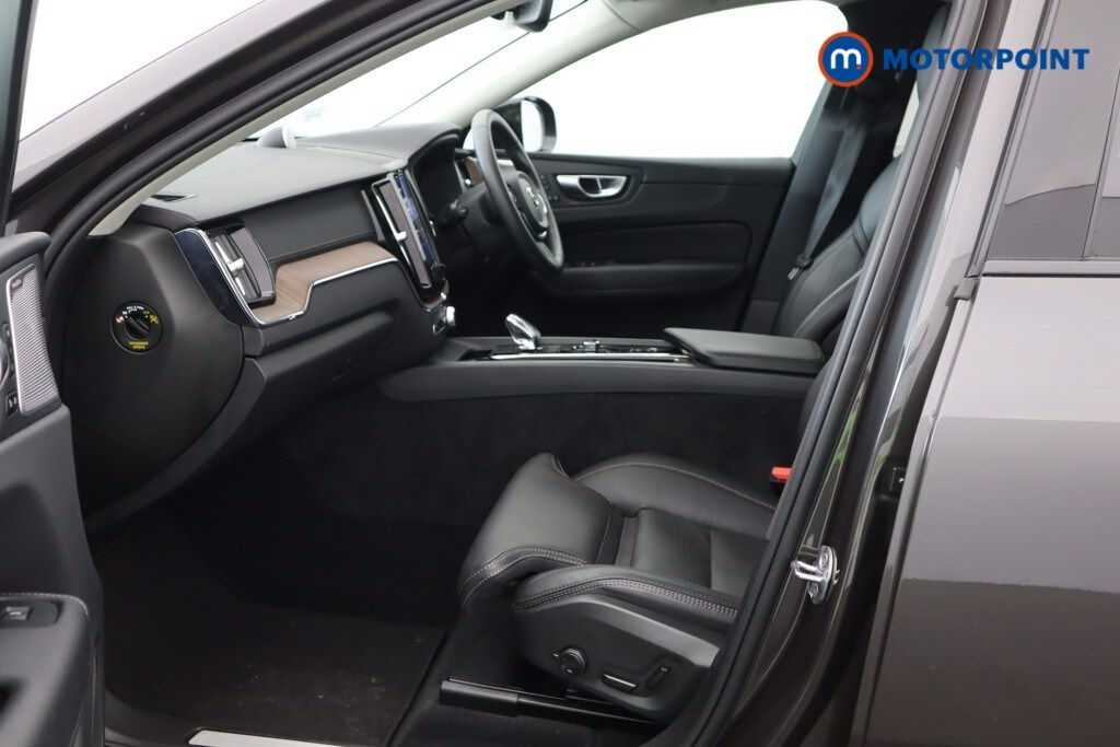 Used Volvo XC60 2023 for sale - 76405448: Photo 42