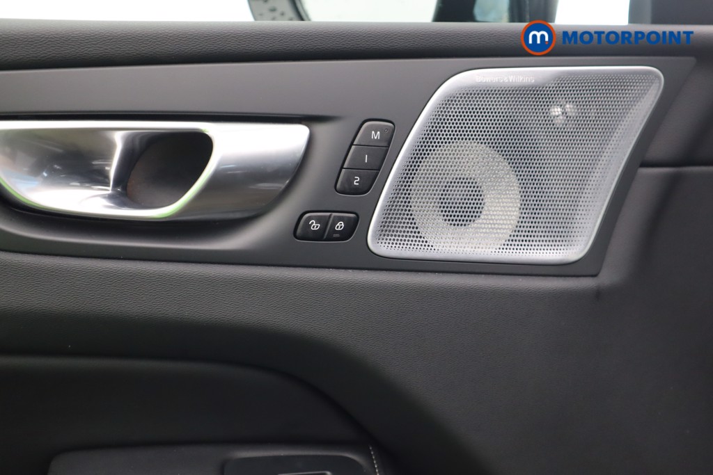 Used Volvo XC60 2023 for sale - 76405448: Photo 45