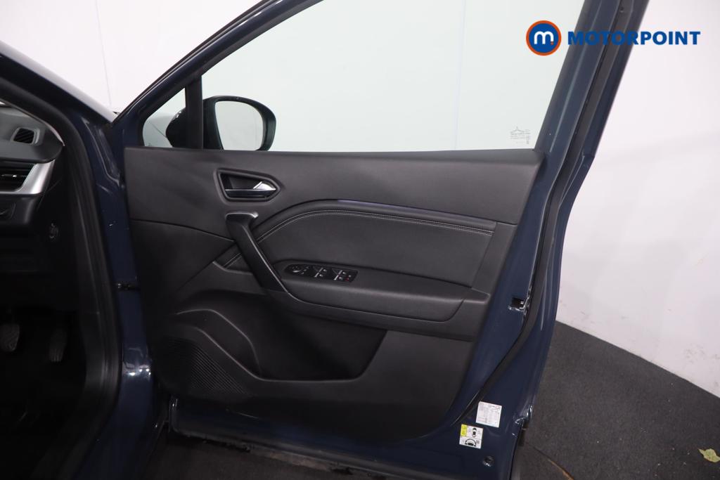 Used Renault Captur 2024 for sale - 77104256: Photo 21
