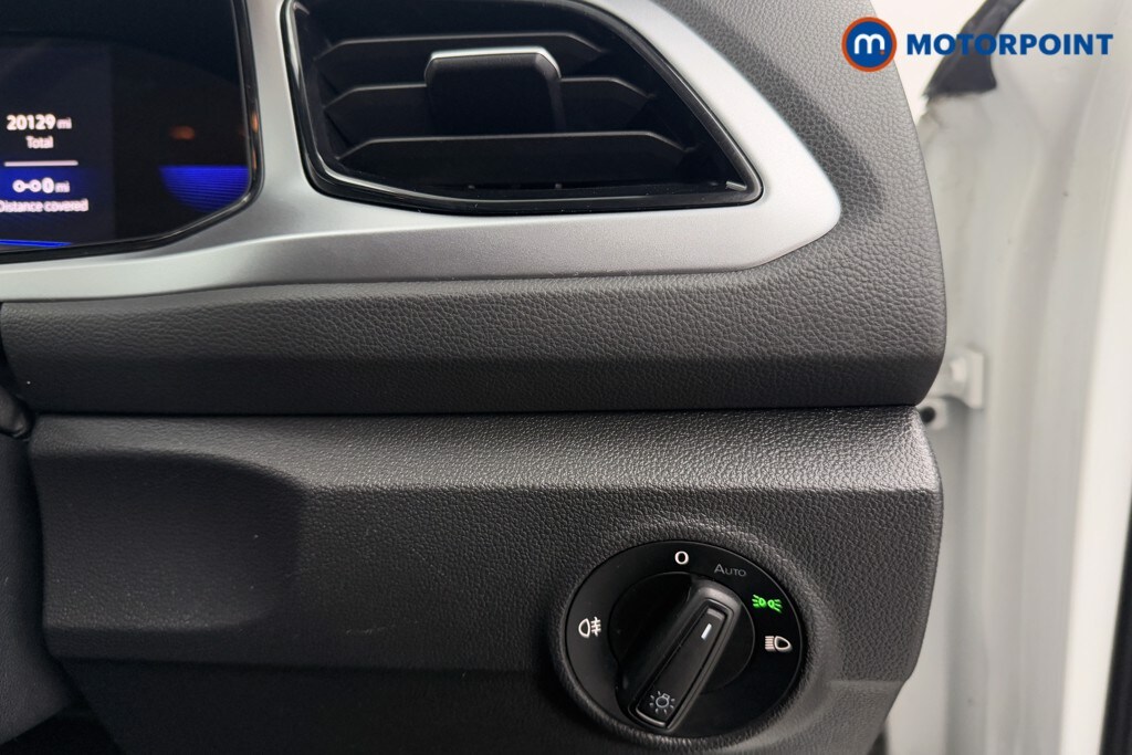 Used Volkswagen T-Roc 2023 for sale - 77446491: Photo 25