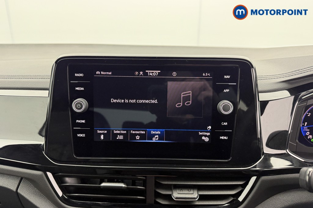 Used Volkswagen T-Roc 2025 for sale - 77516699: Photo 15