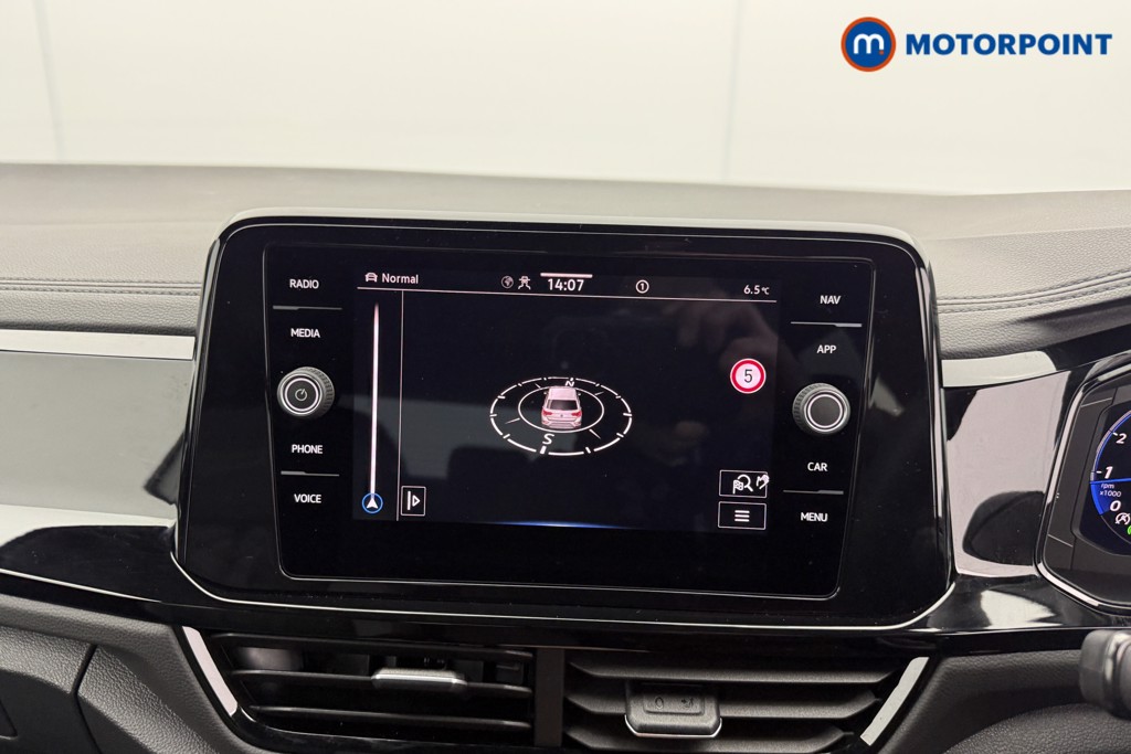 Used Volkswagen T-Roc 2025 for sale - 77516699: Photo 17