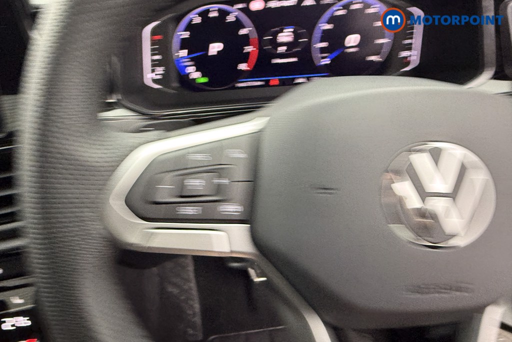 Used Volkswagen T-Roc 2025 for sale - 77516699: Photo 22