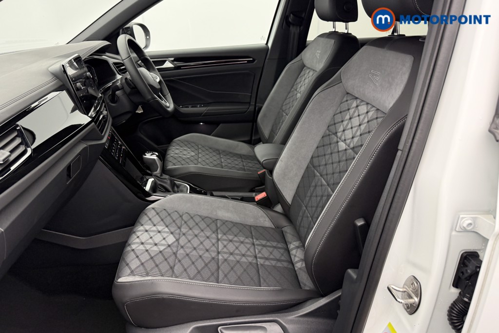 Used Volkswagen T-Roc 2025 for sale - 77516699: Photo 31